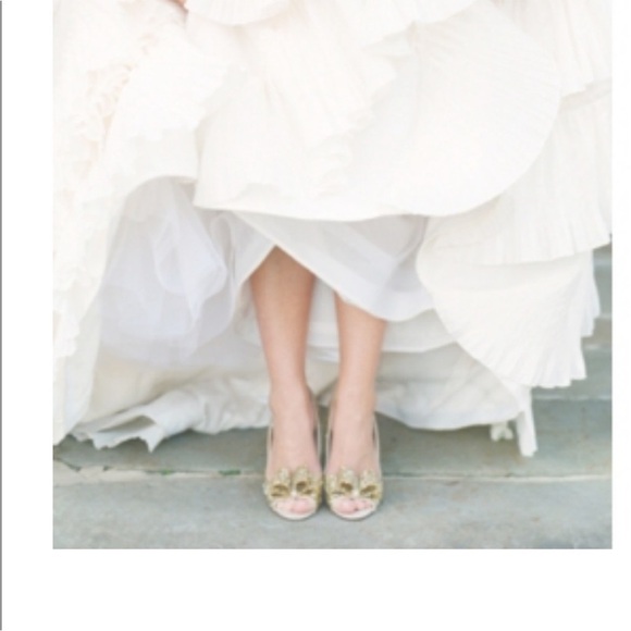 Kate Spade Charm Glitter Peep Toe Shoe Gold size 9 - Picture 3 of 8